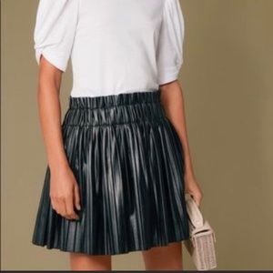 Do+Be Black Leather Pleat Chelsea Skirt, Size S